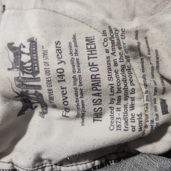 [Levi Strauss] 559 Straight Leg Jeans - Size 36x34 - Picture 6 of 12